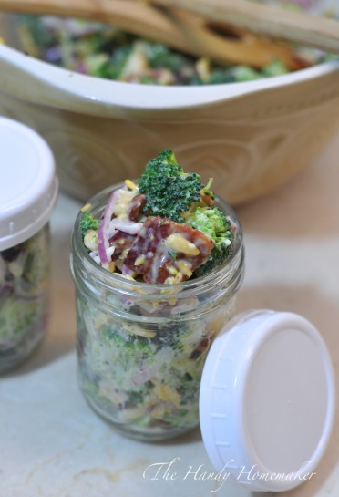 Easy Broccoli Salad –&nbsp;Plant-Based