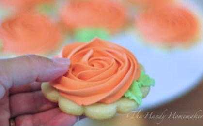 Rosette Cookies with Royal Icing 2